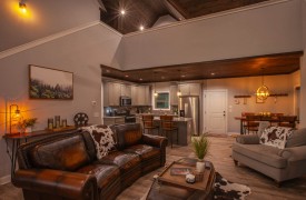 Skyfall | Cabin Rentals of Georgia | Expansive Main Floor 